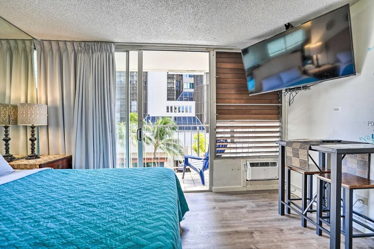 Centrally Located Vacation Rental In Waikiki! Honolulu