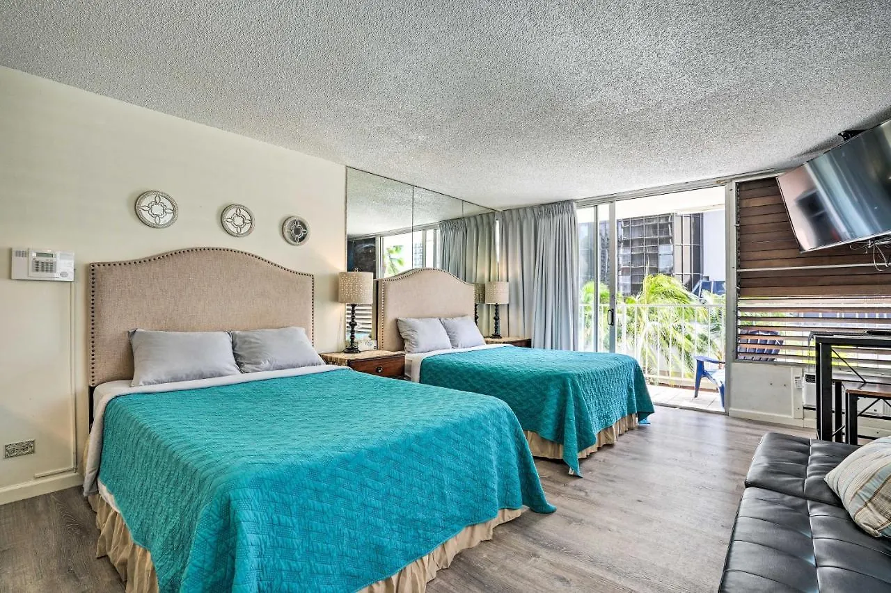 Apartment Centrally Located Vacation Rental In Waikiki! Honolulu