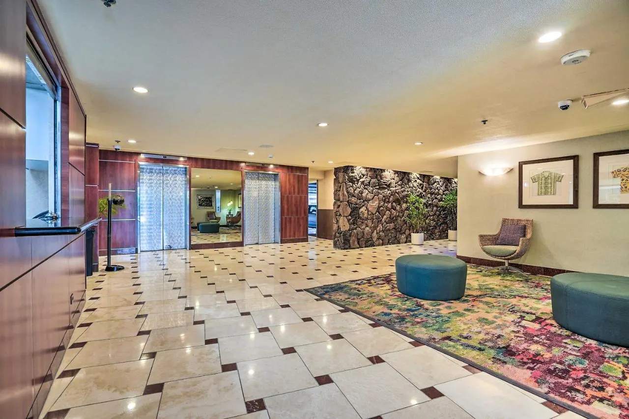 Centrally Located Vacation Rental In Waikiki! Honolulu Apartment